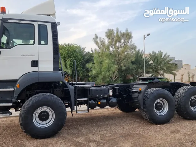 Tractor Unit Man 2015 in Al Riyadh