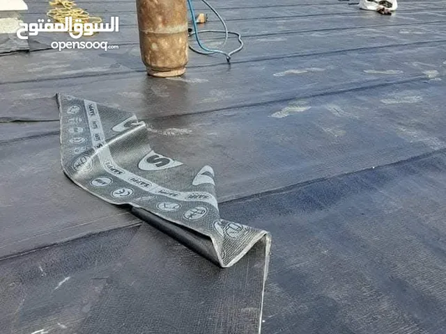 عوازل لمنع القاطر و الرطوبة و معالجه التشققات و التصدعات بالطرق الفنيه السليمه.