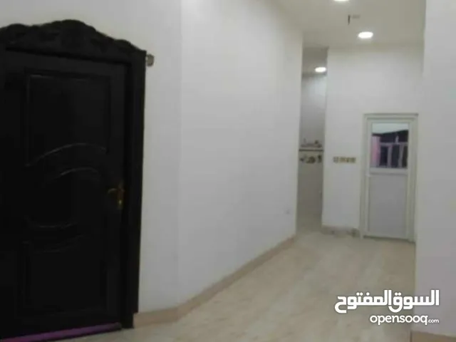 120m2 2 Bedrooms Apartments for Rent in Basra Jubaileh