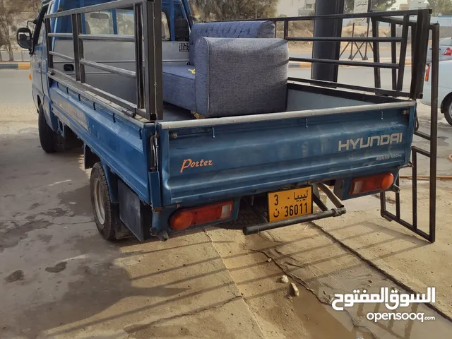 بورتر لنقل البضائع داخل وخارج مصراته