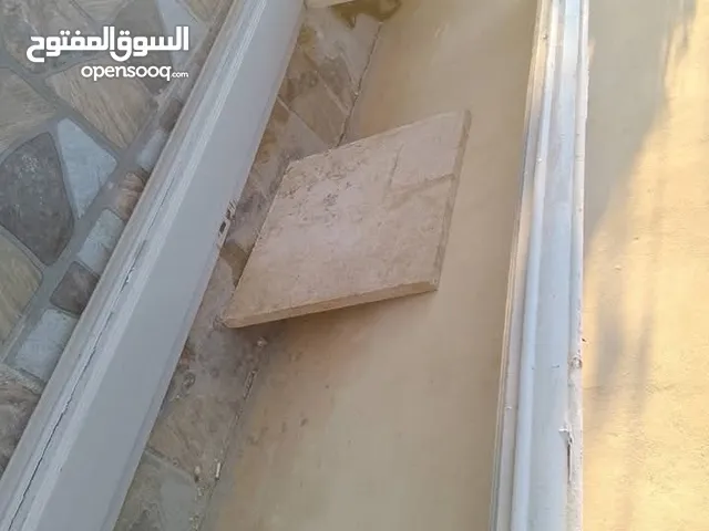 باب خشب مع حلق للبيع