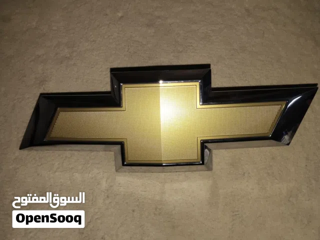 للبيع شعار شفروليت ل امبالا و تاهو وسوبربان الأمامي 2015 - 2021-2026 مستعمل بحالة ممتازة