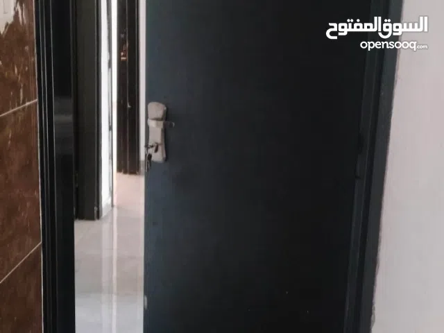 80 m2 2 Bedrooms Apartments for Rent in Ramallah and Al-Bireh Beitunia