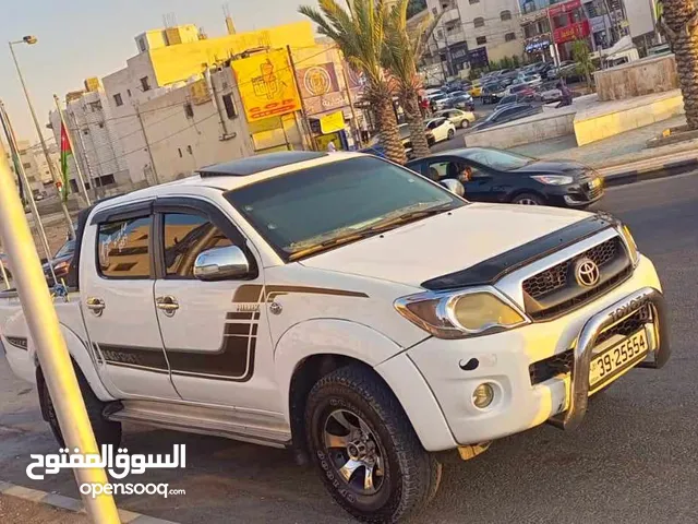 Used Toyota Hilux in Amman