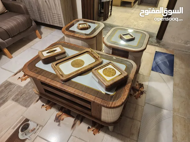 طاولات وسط