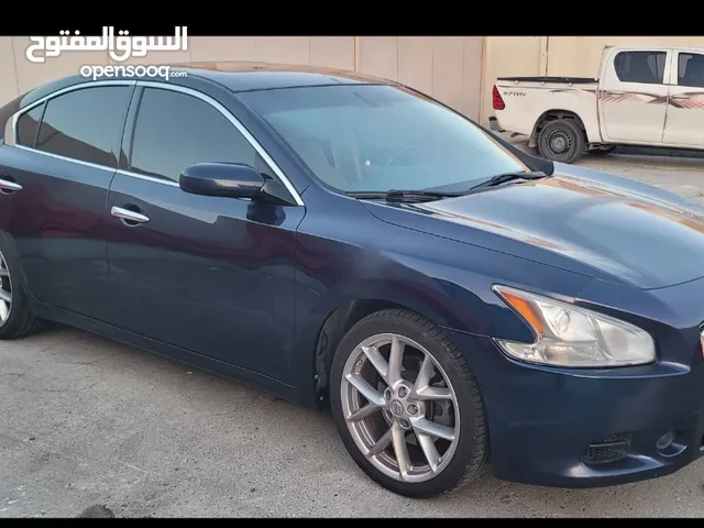 Nissan Maxima 2011