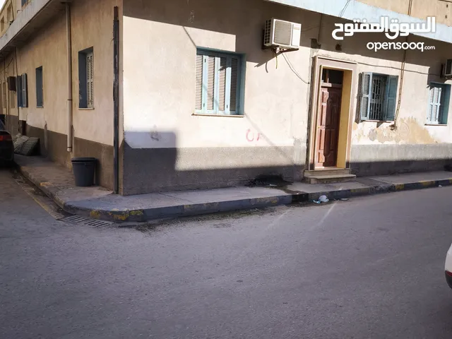 للبيع منزل أرضي فـي قلب الهضبة البدري