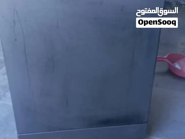 غسالة صحون مستعملة استعمال نضيف وشغالة