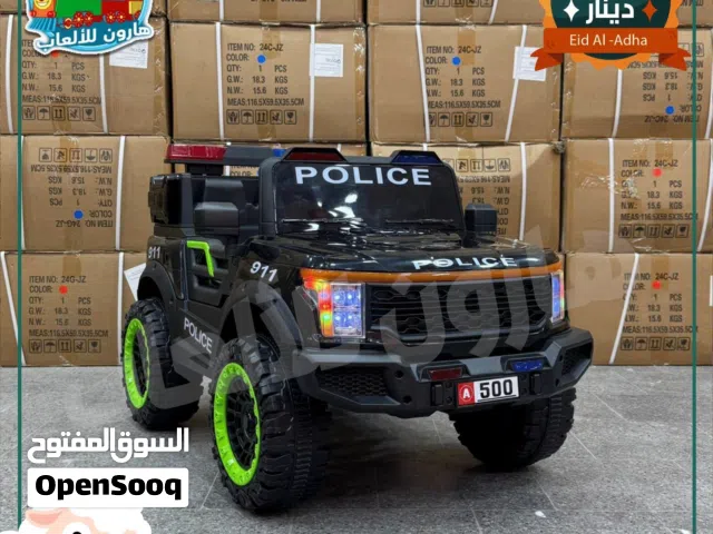 سياره شرطة  ( حجم كبير  ) 4 ماتور تناسب من عمر 1 الي 9 سنوات شاحن 12 فولت / روموت / هزاز / بلوتوث ..