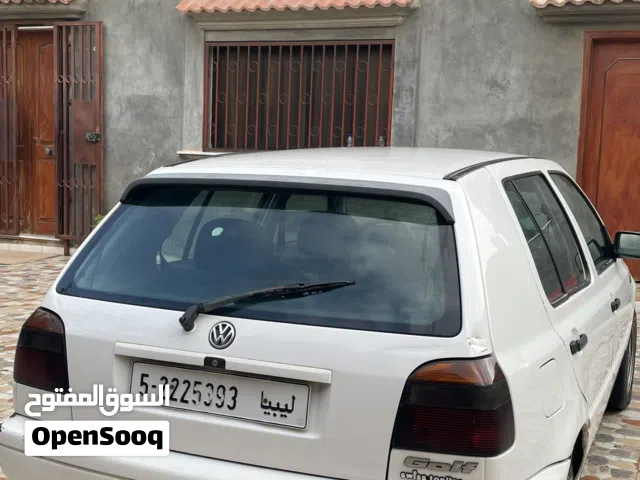 2004 فولكسفاغن جولف Golf