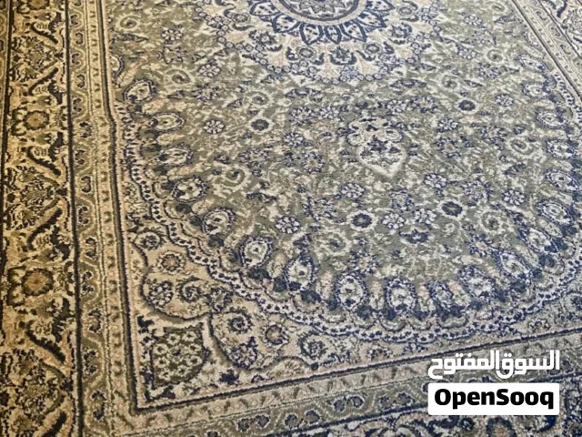 سجادة كبيرة 2 متر في 3 متر