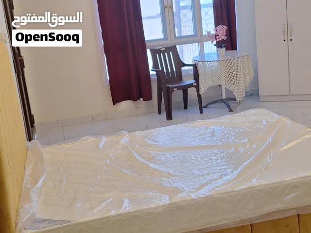 غرف مفروشه جاهزة للايجار للنساء فقط  بالعاظرات الخامسة ب اسعار مناسبة و شاملة