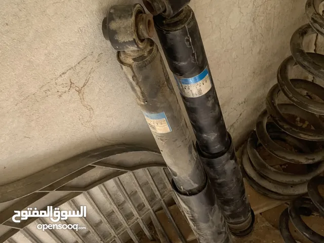 جنبينات مع سبرنقات نيسان جديد لاكن مخزنات افحص قبل الشراء