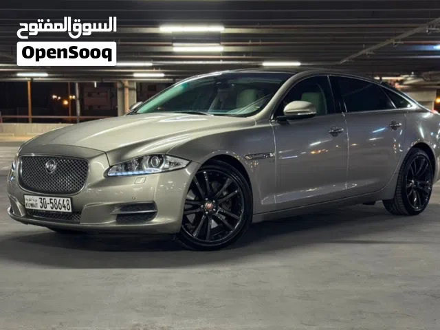 2014 جاكوار XJ XJ8