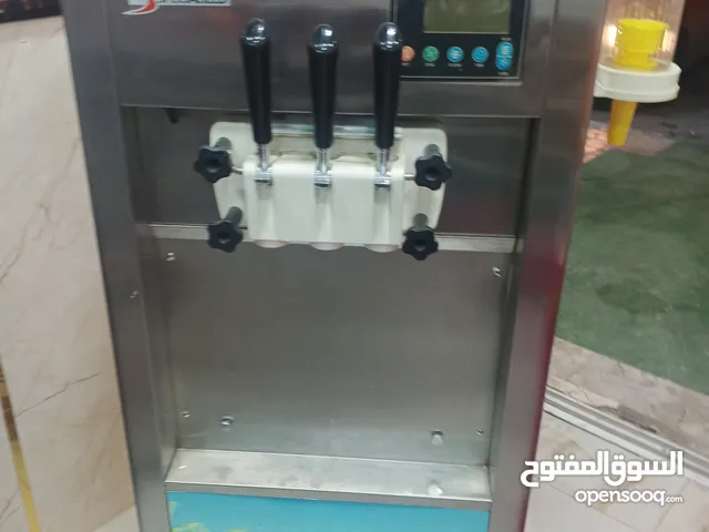 ماكنة بوظه ايس كريم صب نظام إيطالي نفخ