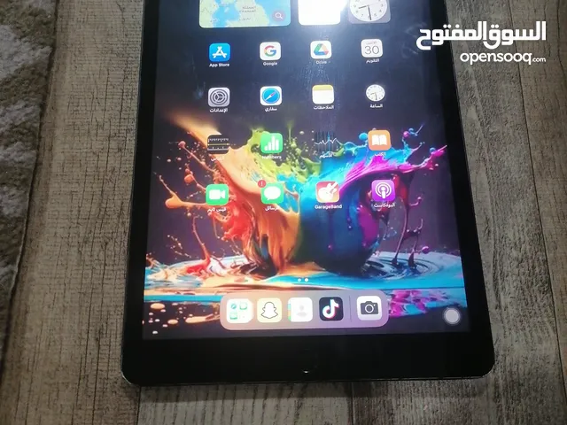 Apple iPad 8 128 GB in Northern Governorate