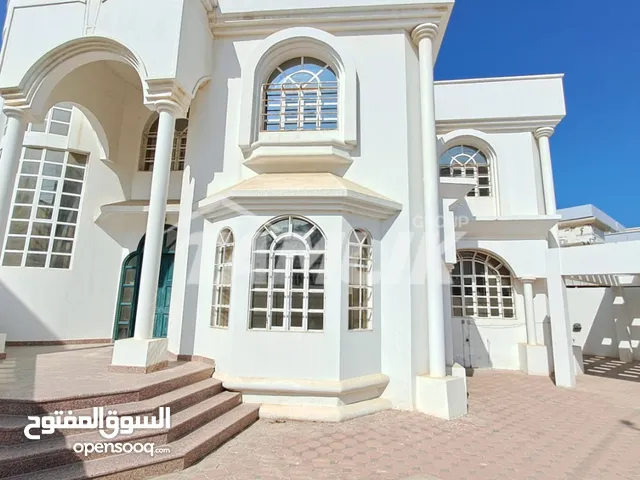 Spacious Villa for Rent in Al Azaiba  REF 252YB
