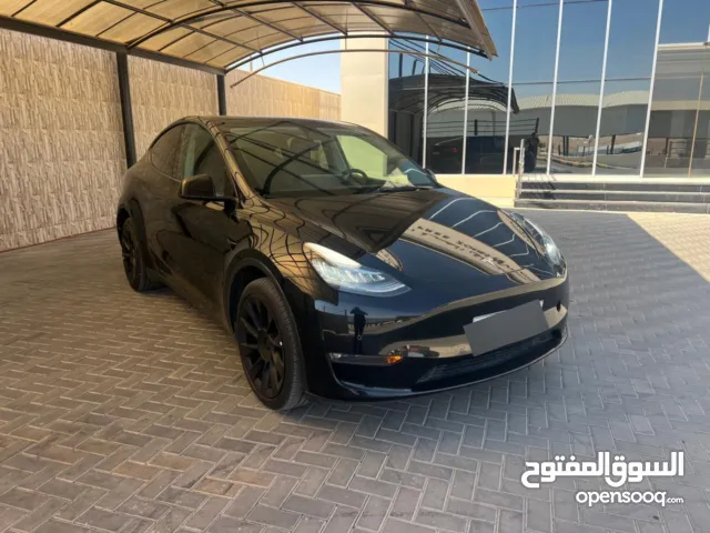 2022 تيسلا موديل Y Long Range