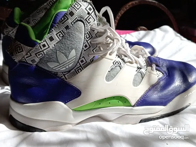 41 Sport Shoes in Zarqa