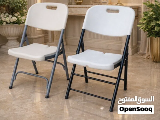 تسليمات عملائنا كرسي تميمة صب بلاستيك عالى الكثافه بهيكل معدنى قابل للطى من تميمه