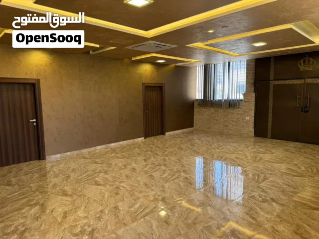 فيلا  في دير غبار تصلح لمنظمة او هيئة دولية او سفارة للبيع او للايجار- 14070