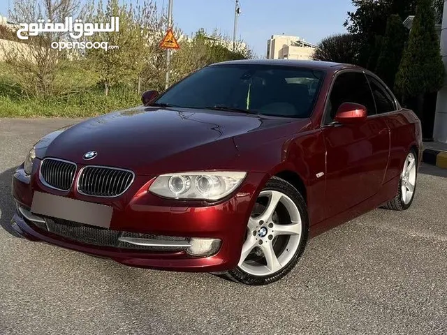 Bmw e93 للبيع مديل 2011