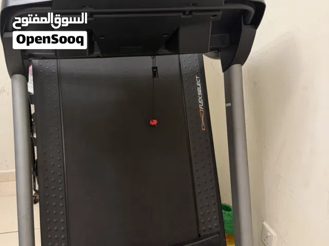 جهاز مشي رياضي