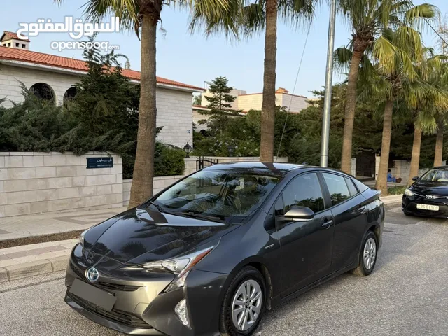 Used Toyota Prius in Amman