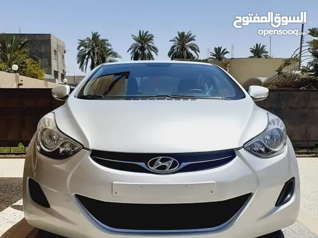 Hyundai Avante 2013 in Zawiya