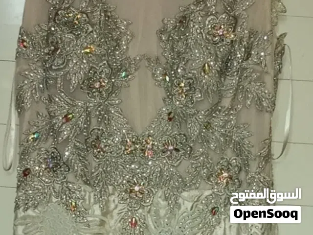 فستان سهره بيج جميل نص كم