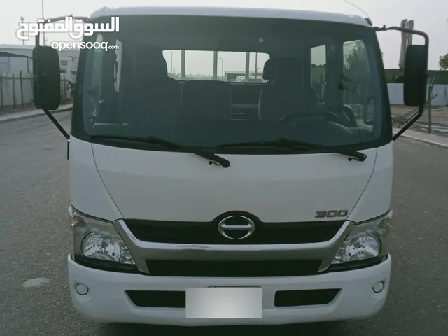 للبيع هينو 300