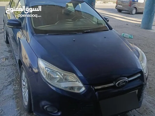 فورد فوكس 2013 ع الكاش
