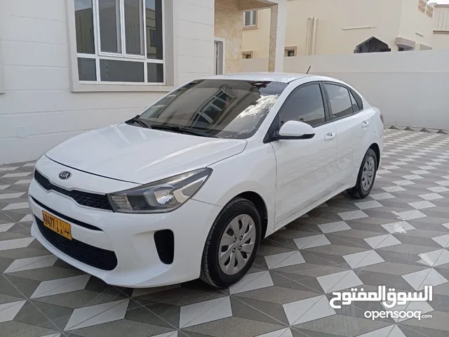 Used Kia Rio in Al Dakhiliya