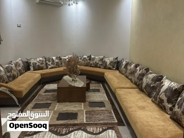 صالون للبيع بحاله ممتازه جدا