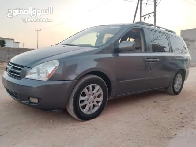 Used Kia Sedona in Sirte