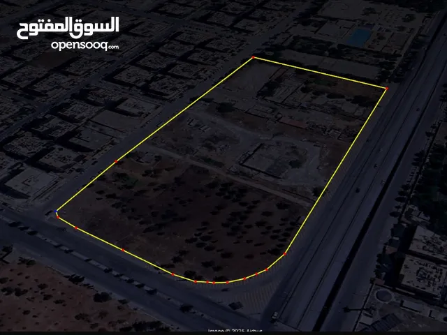 ارض بمساحة 26،800 متر مربع مناسبة للمشاريع السياحية