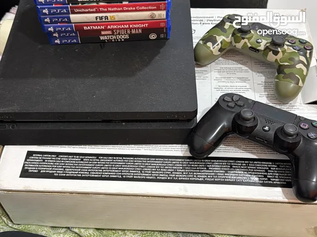 Ps4 500gb with 2 consoles and 7 games