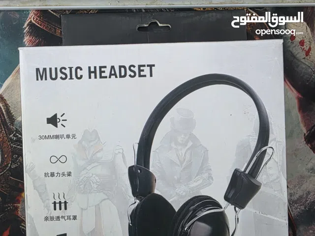 سماعه كوالتي عالي وعزله فول جديده ممستخدمه نضافه 100% ب10 الف