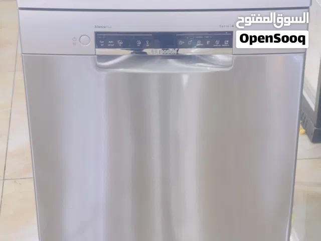 Bosch 3 Racks. Dishwasher series  4. Excellent condition