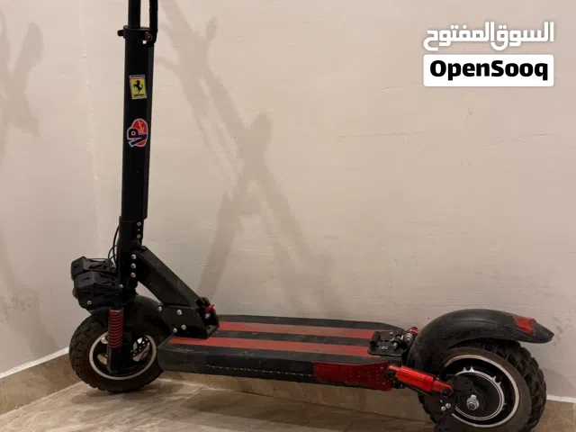 E-scoter/سكوتر 500w 48/54v ماشي 190/200km السرعة 56