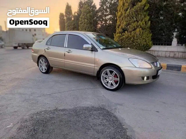 2004 ميتسوبيشي لانسر GLX