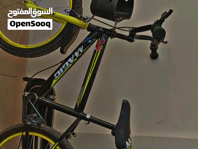 بسكليت حجم وسط للبيع بحاله الجديد جديد