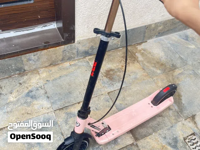 سكوتر نظيف قوي