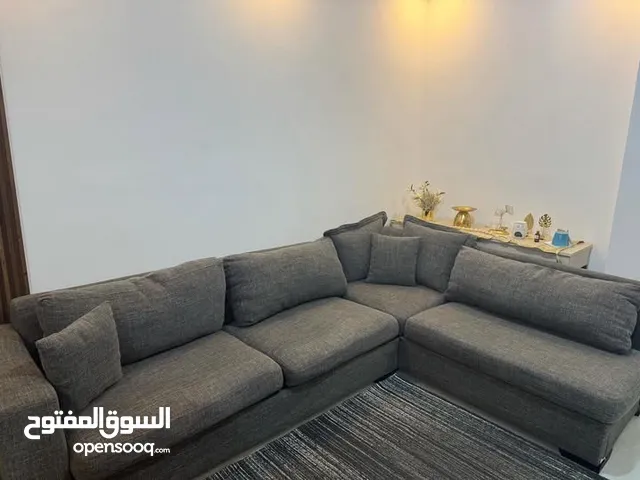 طقم كنبايات للبيع كورنر و وكنباي ثلاثيه