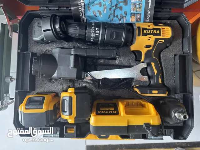 � للبيع: طقم أدوات كهربائية من KUTRA (مفك ومثقاب متعدد الاستخدام)