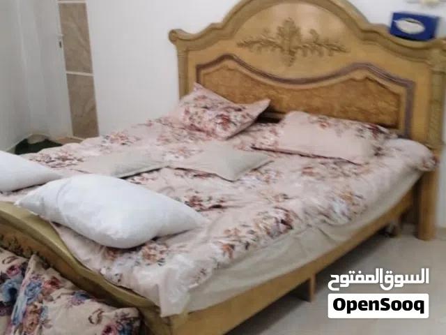 غرفة للإيجار اليومي أو الشهري أو السنوي بالسيح الأحمر