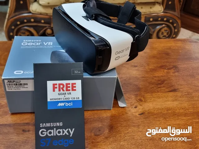 Samsung S7 Edge + 128GB Memory card + Gear VR