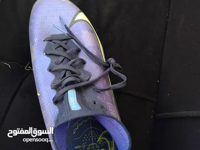 41 Sport Shoes in Amman