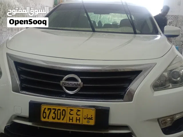2014 نيسان التيما SV