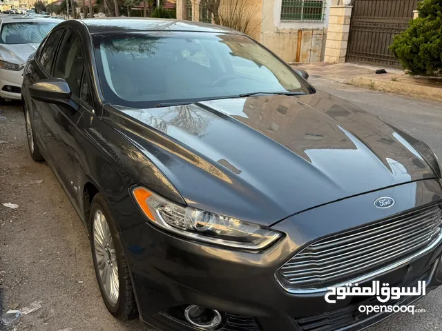 فورد فيوجن 2016 .. ترخيص سنة كاملة ...لم تعمل تطبيقات Ford Fuison